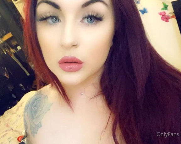 GODDESS TAYLOR aka Taylorhearts_xx OnlyFans - Stroke your dick off