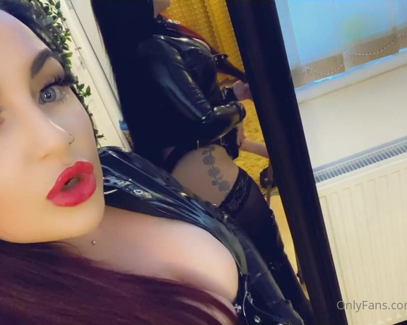 GODDESS TAYLOR aka Taylorhearts_xx OnlyFans - Fantasy cock suck bi ! ( 7 mins )