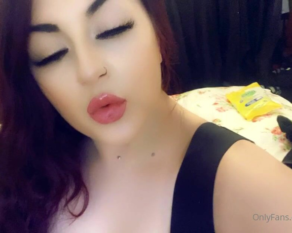 GODDESS TAYLOR aka Taylorhearts_xx OnlyFans - Keep those balls full with goddess Taylor