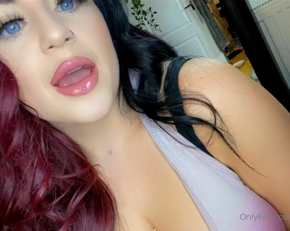 GODDESS TAYLOR aka Taylorhearts_xx OnlyFans - Task