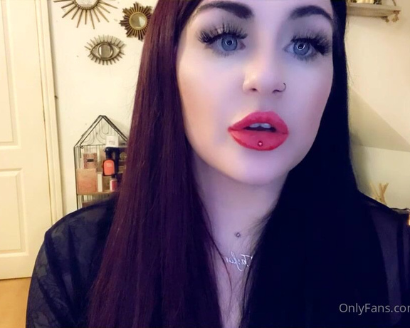 GODDESS TAYLOR aka Taylorhearts_xx OnlyFans - Let it sink in  sph