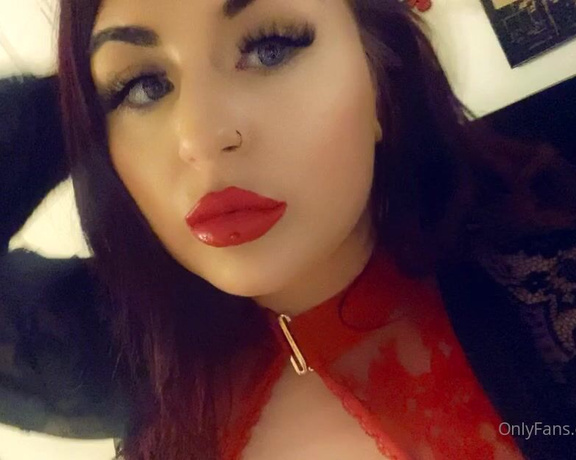 GODDESS TAYLOR aka Taylorhearts_xx OnlyFans - Tell me you love