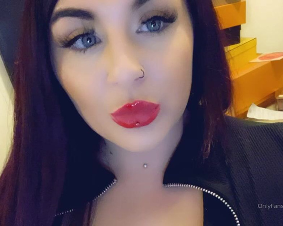 GODDESS TAYLOR aka Taylorhearts_xx OnlyFans - 5e01ce06845f0ff3cd98d