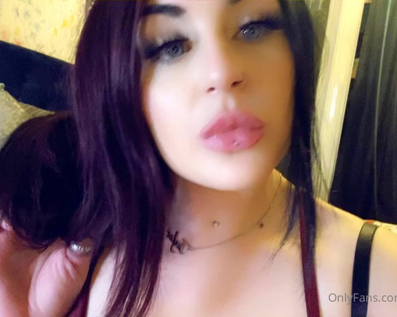 GODDESS TAYLOR aka Taylorhearts_xx OnlyFans - 21st Evening task comment done once finished