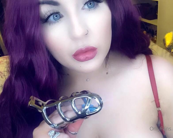 GODDESS TAYLOR aka Taylorhearts_xx OnlyFans - The reason why we want you locked