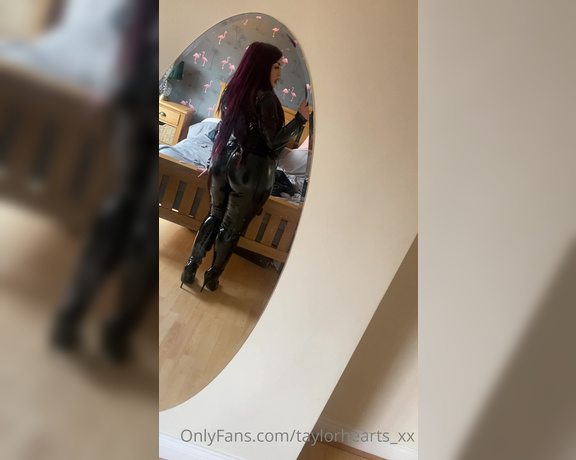 GODDESS TAYLOR aka Taylorhearts_xx OnlyFans - Your wife cheats on you with my big black cock fantasy!