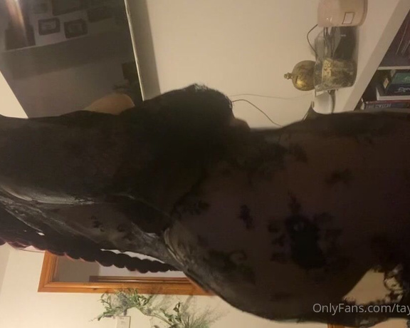 GODDESS TAYLOR aka Taylorhearts_xx OnlyFans Video 93