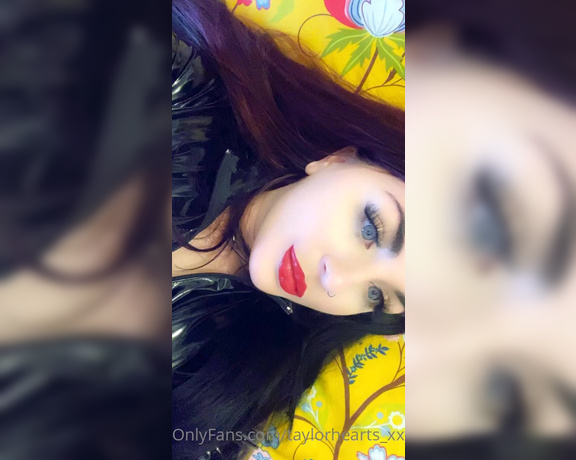 GODDESS TAYLOR aka Taylorhearts_xx OnlyFans - Sex story