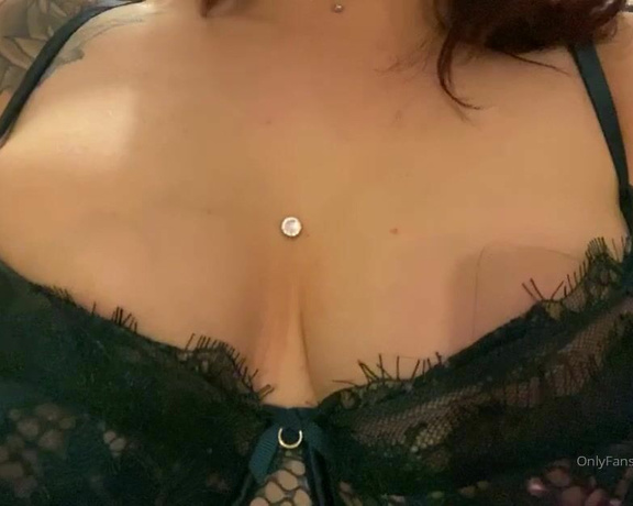 GODDESS TAYLOR aka Taylorhearts_xx OnlyFans - 5db5df25add515405d4ff