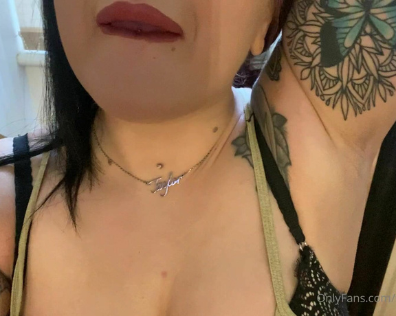 GODDESS TAYLOR aka Taylorhearts_xx OnlyFans - What I’d do to you