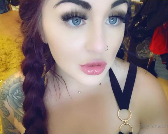 GODDESS TAYLOR aka Taylorhearts_xx OnlyFans - Relapse and fail for me (4 mins)