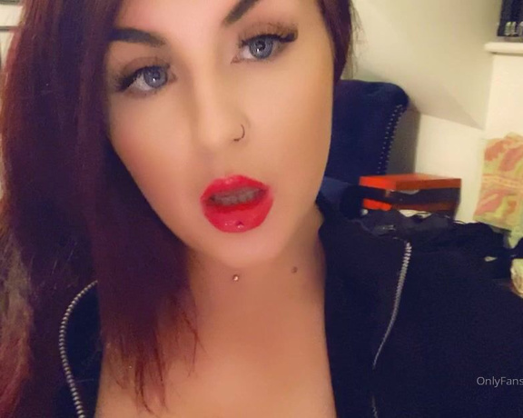 GODDESS TAYLOR aka Taylorhearts_xx OnlyFans - 5dffb3b049c887fc7aaea