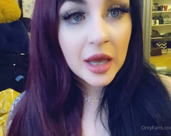 GODDESS TAYLOR aka Taylorhearts_xx OnlyFans - Verbal cock degradation!