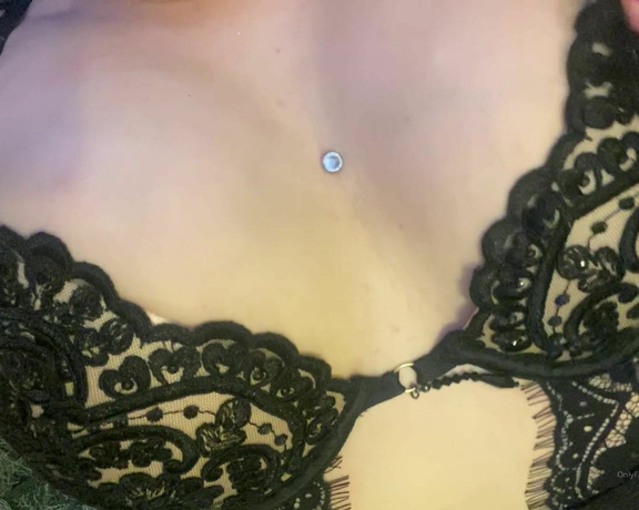 GODDESS TAYLOR aka Taylorhearts_xx OnlyFans - Lingerie body, telling you the humiliating truth, that makes you throb ( 230min)