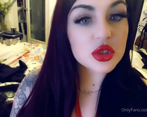 GODDESS TAYLOR aka Taylorhearts_xx OnlyFans - 17th task!  if you can’t do either I want a tip!