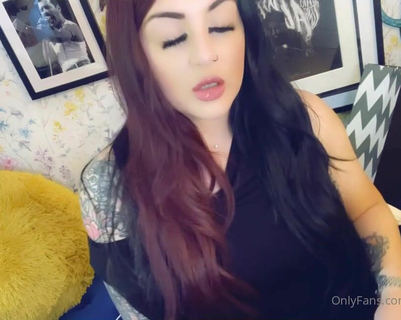 GODDESS TAYLOR aka Taylorhearts_xx OnlyFans - Findom Brag for Losers who love to SPOIL! (4 mins)