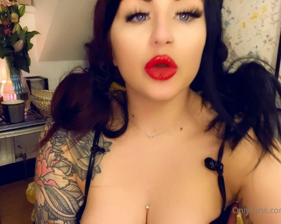 GODDESS TAYLOR aka Taylorhearts_xx OnlyFans - The never ending cycle can you relate