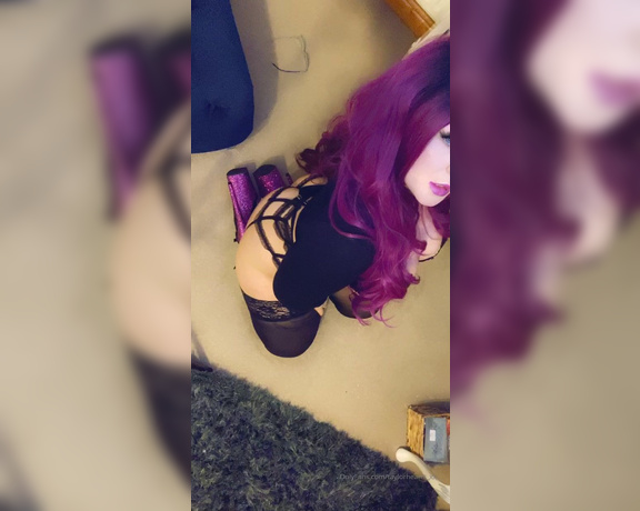 GODDESS TAYLOR aka Taylorhearts_xx OnlyFans - 5e115ac543903bfdc7a6f