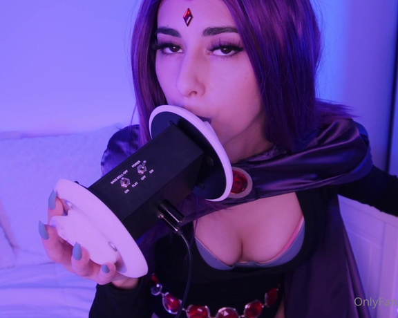 Luna Rexx aka Lunarexx OnlyFans - Here are a few minutes from my Raven ear licking ASMR vid I cant show you the whole thing since