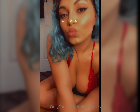 Thickpuertoricansoles aka Thickprsoles OnlyFans - I’m a whole vibe so get to tippin