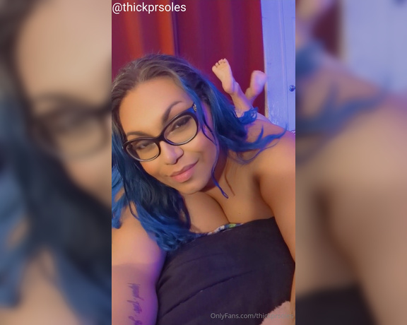 Thickpuertoricansoles aka Thickprsoles OnlyFans - I heard you really like seeing me with my soles