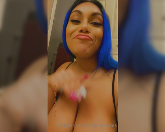 Thickpuertoricansoles aka Thickprsoles OnlyFans - Was feeling very snack like tonight just vibin 5