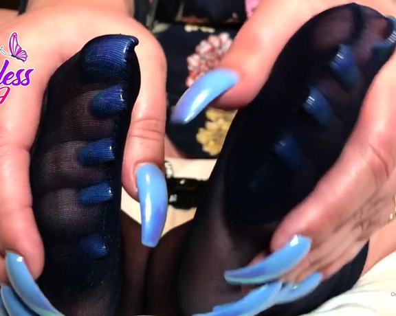 Goddess Miia aka Goddessmiia OnlyFans - I love the sound of nylons rubbing together