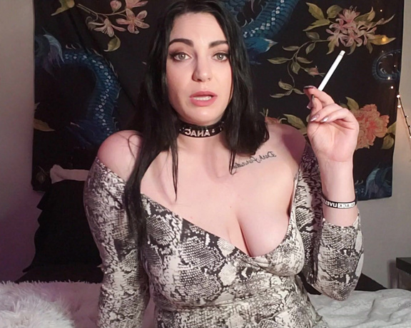 ANACONDA NOIRE aka Anacondanoire OnlyFans - Smoking fetish clip for My ashtray losers