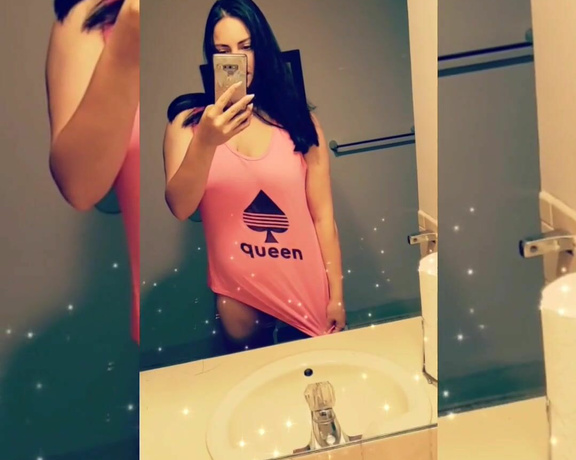 ANACONDA NOIRE aka Anacondanoire OnlyFans - Soon youll be seeing this cute QOS and Snowbunny Gang shirts not only on hot Moms but their sexy