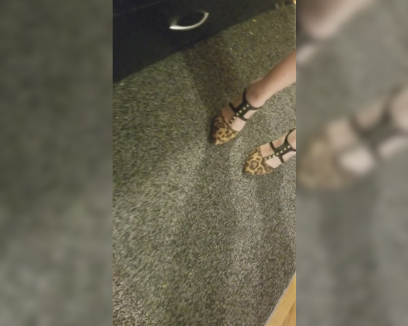 ANACONDA NOIRE aka Anacondanoire OnlyFans - Tease in My new sexy heels reimburse while you dream of licking My stinky feet clean