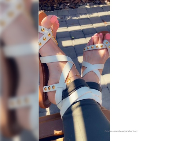 Beautyandherfeetz aka Beautyandherfeetz OnlyFans - These sandals look  on butt uffffff my feet were so sweaty after wearing these all day in the