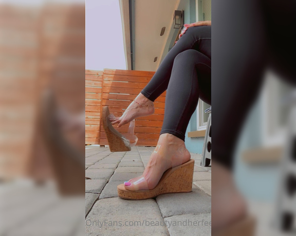 Beautyandherfeetz aka Beautyandherfeetz OnlyFans - More clear wedge dangle from a different POV love love love, hearing the sound of the clasps while