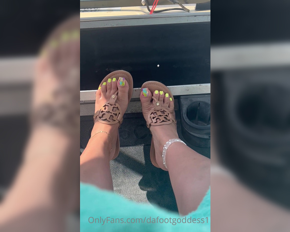 Da Foot Goddess aka Dafootgoddess1 OnlyFans - Hello from paradise took a small break to celebrate my birthday