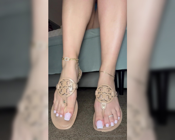 Da Foot Goddess aka Dafootgoddess1 OnlyFans - Toe prints, toe wiggles & soft soles