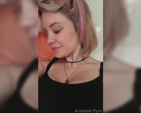 Goddess Anabelle Pync aka Anabellepync OnlyFans - Good Morning! I’m still posting my sweet selfies and OF friend pics and videos here So just call