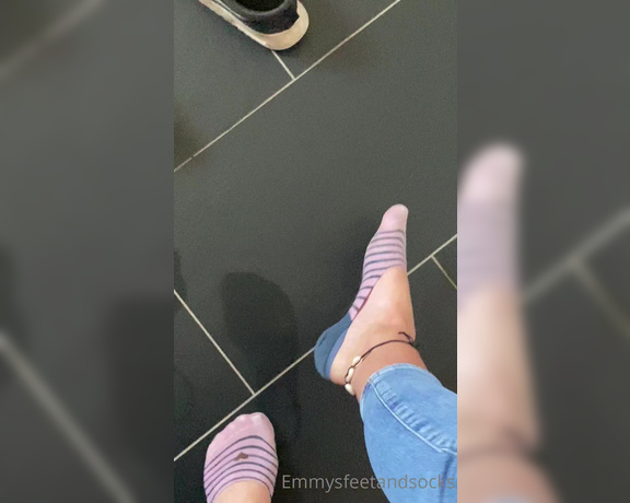 Emmysfeetandsocks aka Emmyfeetandsocks OnlyFans - So sweaty Imagine having my super sweaty and smelly socks so close to your face… 2