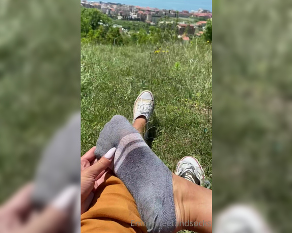 Emmysfeetandsocks aka Emmyfeetandsocks OnlyFans - Lil hiking in the morning and my socks are DRIPPING WET 1