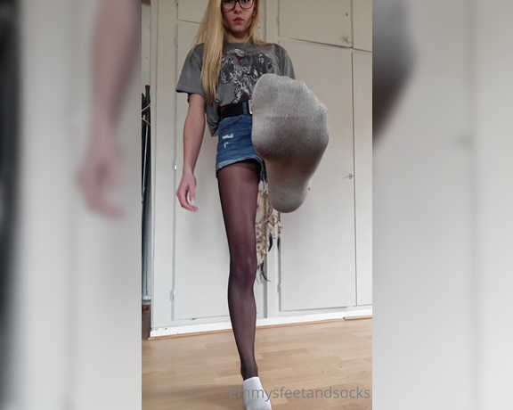 Emmysfeetandsocks aka Emmyfeetandsocks OnlyFans Video 22