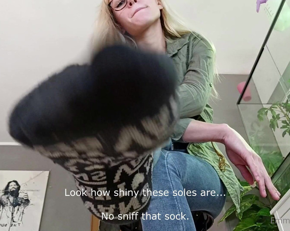 Emmysfeetandsocks aka Emmyfeetandsocks OnlyFans - Another video for you guys