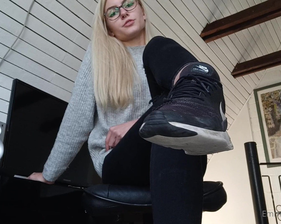 Emmysfeetandsocks aka Emmyfeetandsocks OnlyFans - Some of my old videos, theyll get subtitles very soon and ill upload new ones very soon too 2