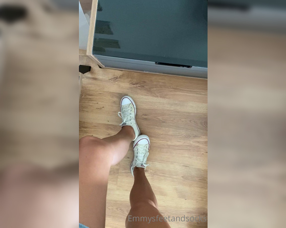 Emmysfeetandsocks aka Emmyfeetandsocks OnlyFans - Day 1 and it was a fucking hot one What do you think how long I should wear them 1