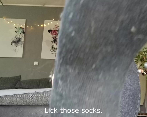 Emmysfeetandsocks aka Emmyfeetandsocks OnlyFans - Let´s see if you can make it to the end