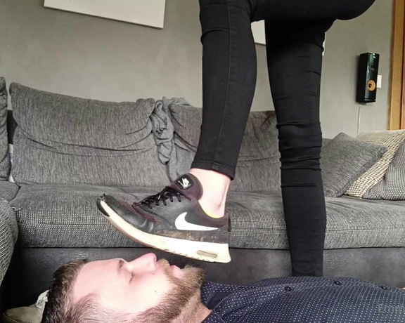 Emmysfeetandsocks aka Emmyfeetandsocks OnlyFans - Wait for the end Still practicing