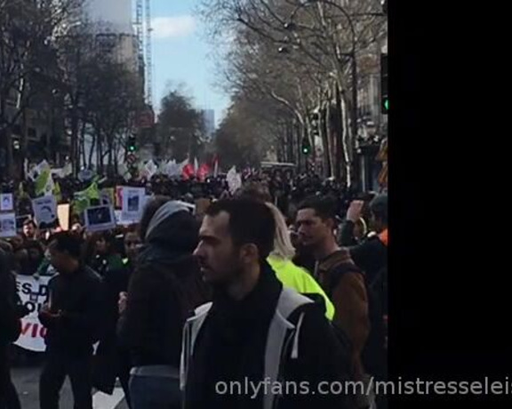 Femme Fatale aka Mistresseleise OnlyFans - The French do love a good protest On my way to my apartment, I stumbled across the gilets jaunes