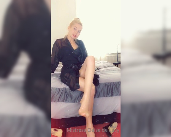 Femme Fatale aka Mistresseleise OnlyFans Video 81