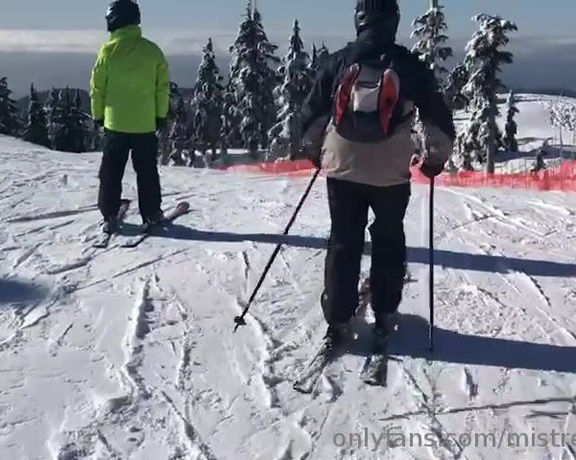 Femme Fatale aka Mistresseleise OnlyFans - In this video Im skiing behind a relation of mine as we start the day Hes coming up on his 80th