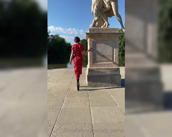 Lady Perse aka Lady_perse OnlyFans - Latex in public ) some time ago I was on a trip in the park) of course, in 20 cm high heels and late