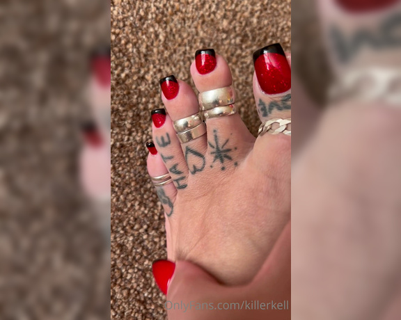 Killersexyfeets aka Killerkell OnlyFans - Happy new pedicure Do you like