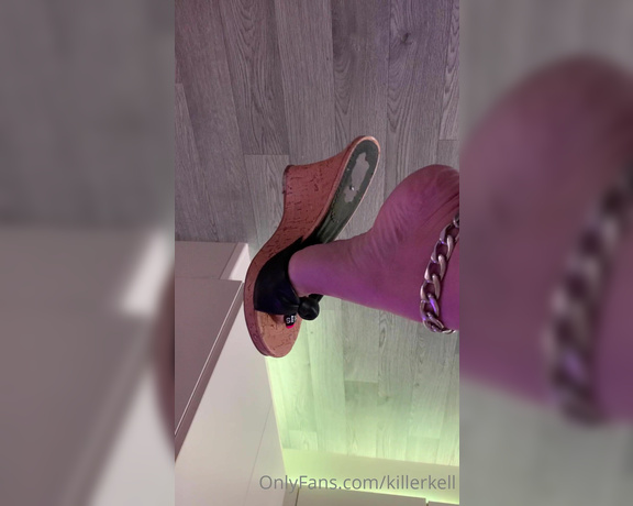 Killersexyfeets aka Killerkell OnlyFans - Sexy wedge mules I love the sound they make