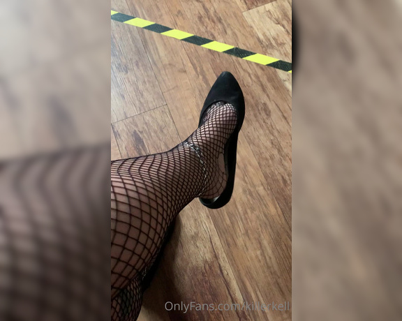 Killersexyfeets aka Killerkell OnlyFans - As you may know I’ve had covid so haven’t been well enough to make some new content Here’s a litt 1